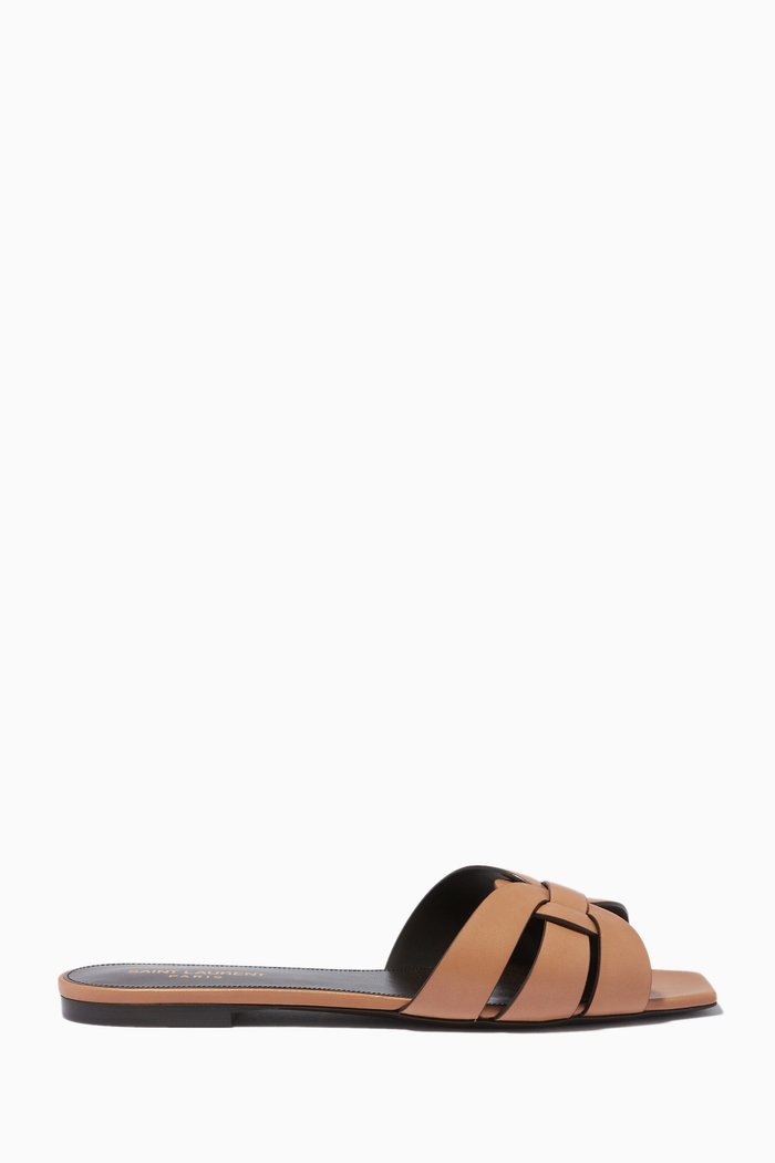 

Tribute Flat Sandals in Smooth Leather, Neutral