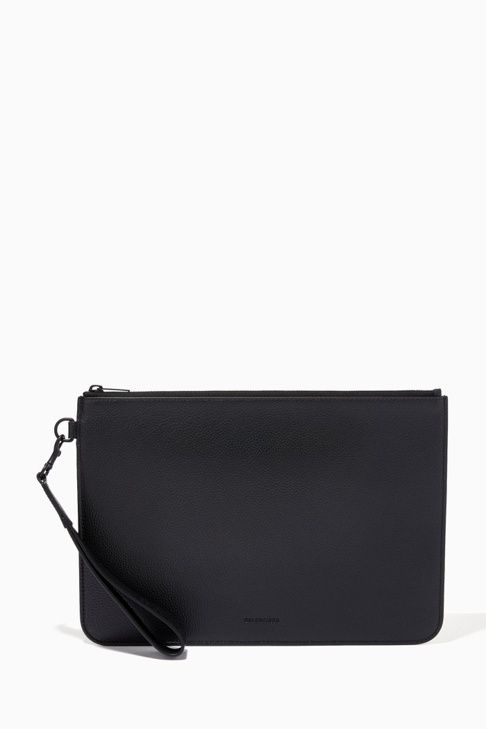 

Tool 2.0 Wristlet Pouch in Leather, Black