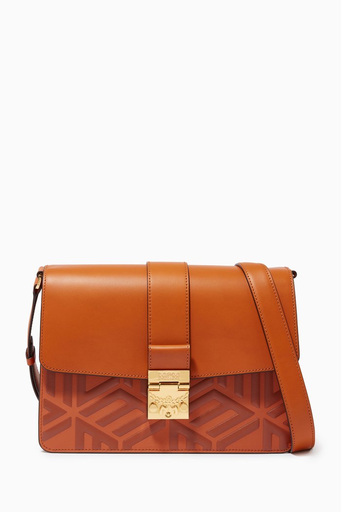 

Medium Tracy Shoulder Bag in Cubic Logo Leather, Brown