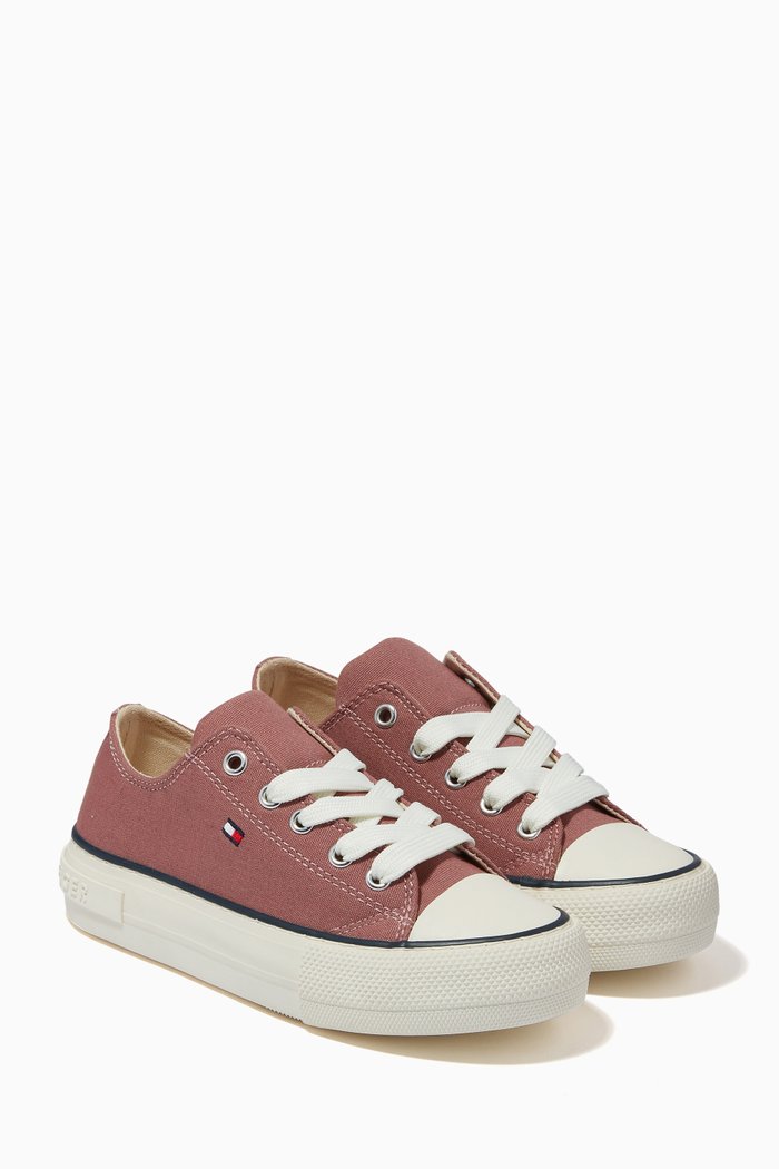 

Low Cut Lace Up Sneakers in Fabric, Pink