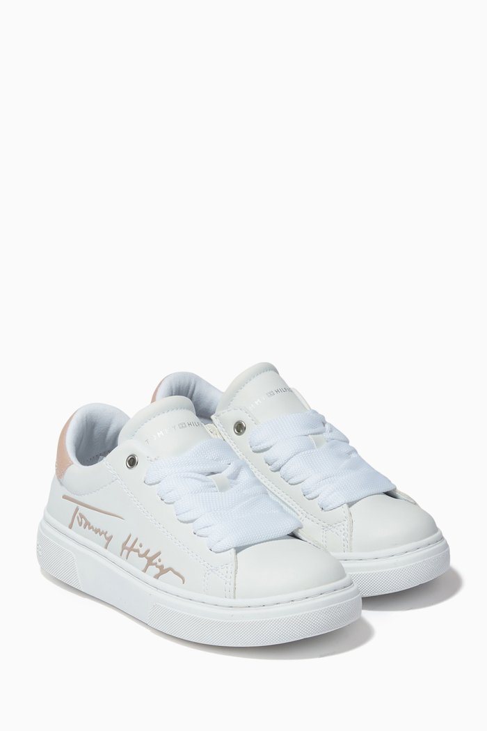 Low Top Lace Up Sneakers in Leather, White