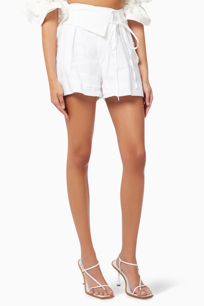 

Zulema Shorts in Linen, White
