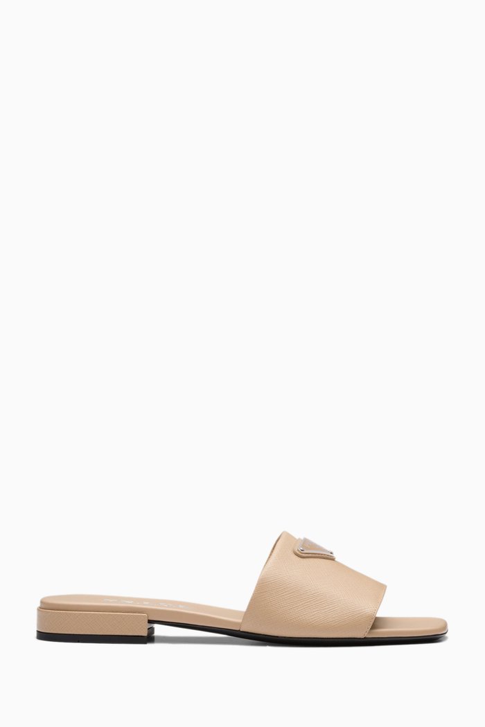 

Logo Slides in Saffiano Leather, Pink