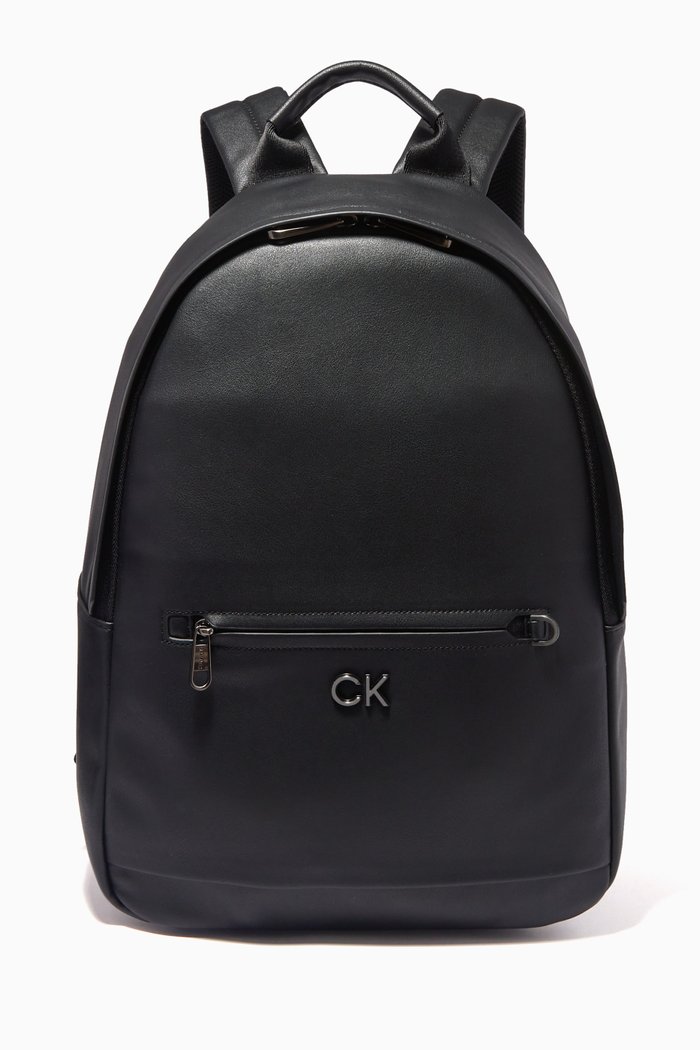 

Round Backpack in Recycled Faux Leather, Black