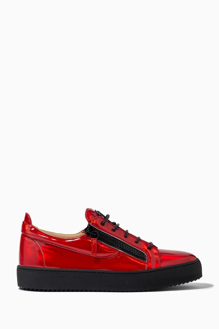 

Frankie Low-Top Sneakers in Reflective Synthetic Fabric, Red