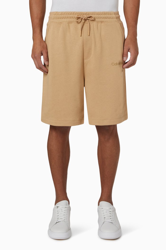 

Relaxed Jogger Shorts in Cotton Terry, Neutral