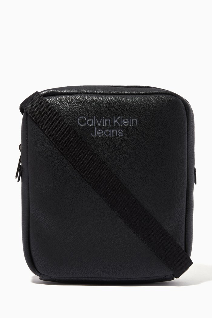 

Logo Reporter Bag in Faux Leather, Black