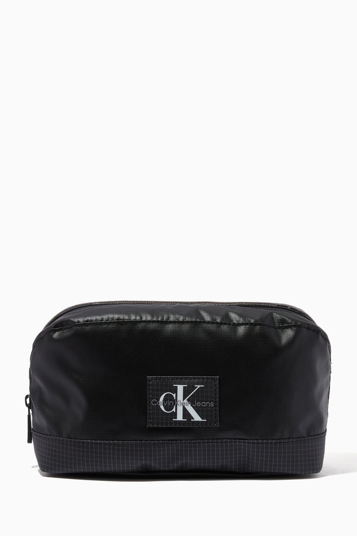 

Utility Grid Washbag, Black