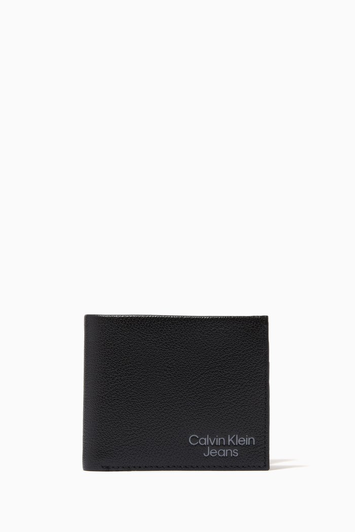 

CK Logo Bifold Wallet in Micro Pebbled Leather, Black