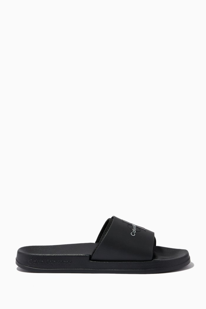 

Logo Slides in Rubber, Black