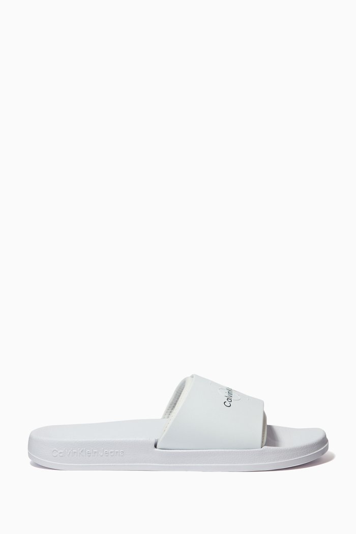 

Logo Slides in Rubber, White
