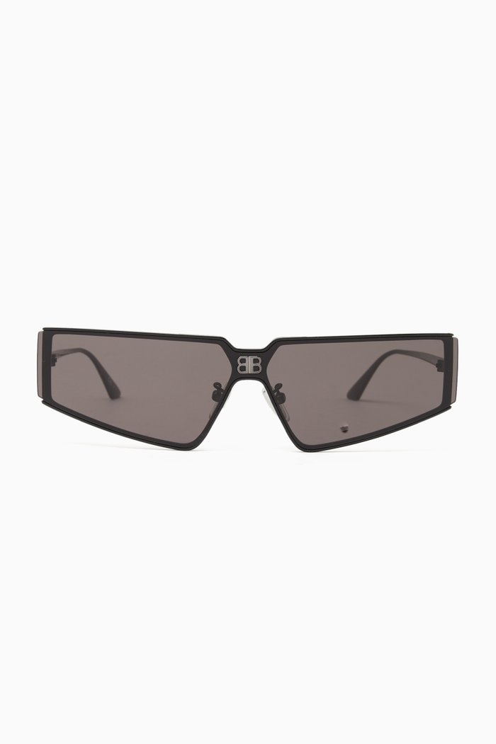 

Pilot Rectangle Sunglasses in Metal, Black