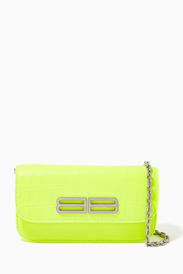 Gossip Wallet on Chain in Crocodile Embossed Calfskin, Yellow