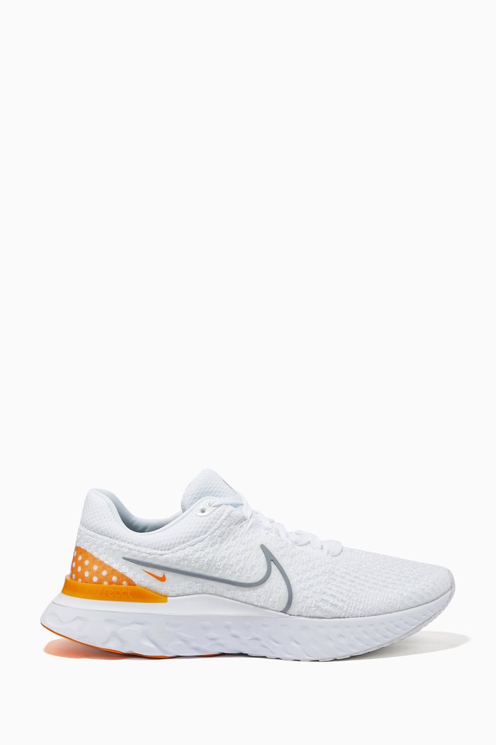 

React Infinity Run Sneakers, White