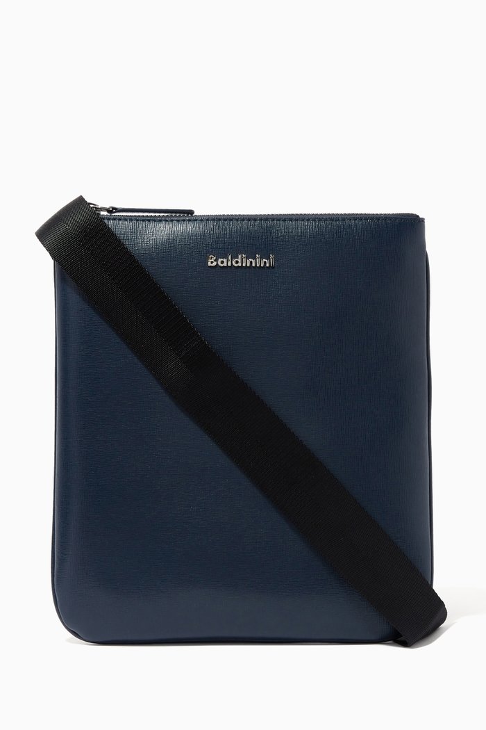 

Crossbody Bag in Leather, Blue