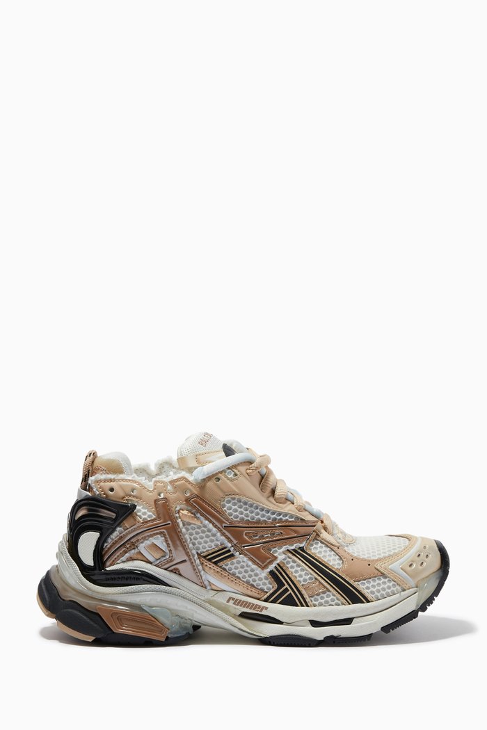 

Valentine's Day 22 Runner Sneakers in Mesh & Nylon, Neutral