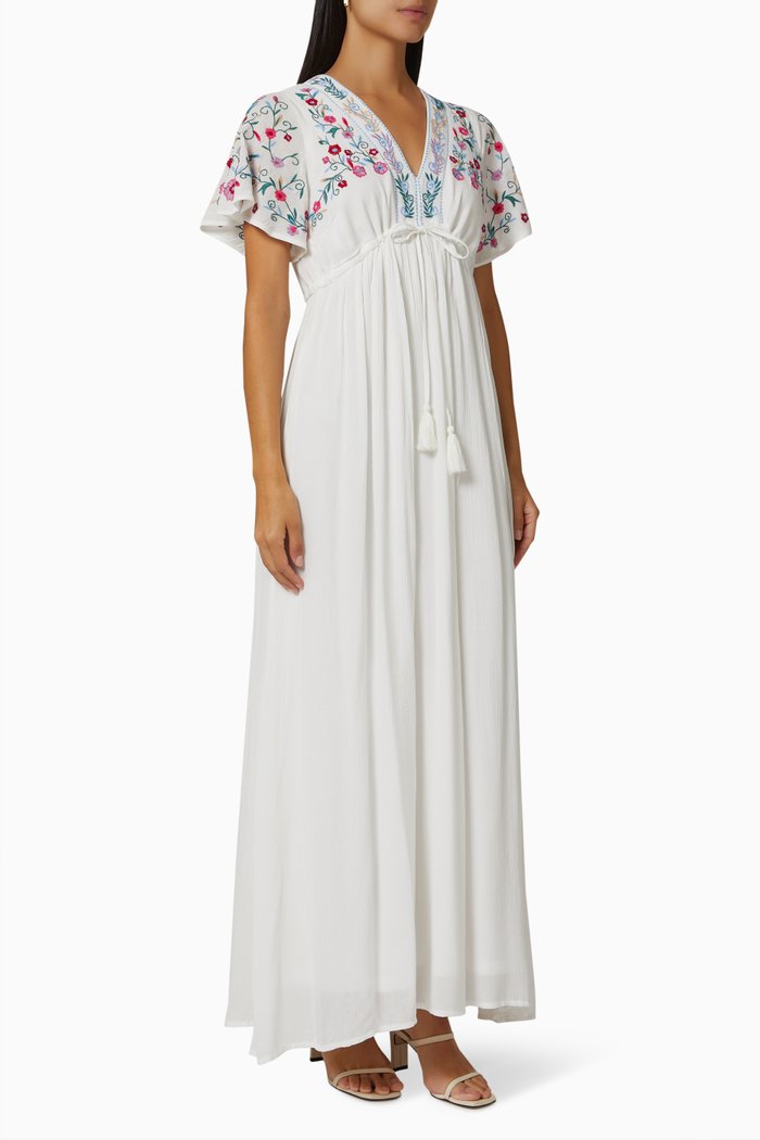 

Yaschella Dress in Viscose, White
