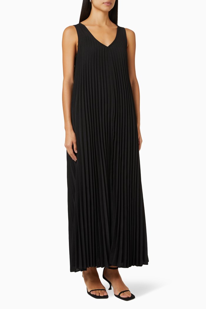 

Pleated Maxi Dress in Crepe, Black
