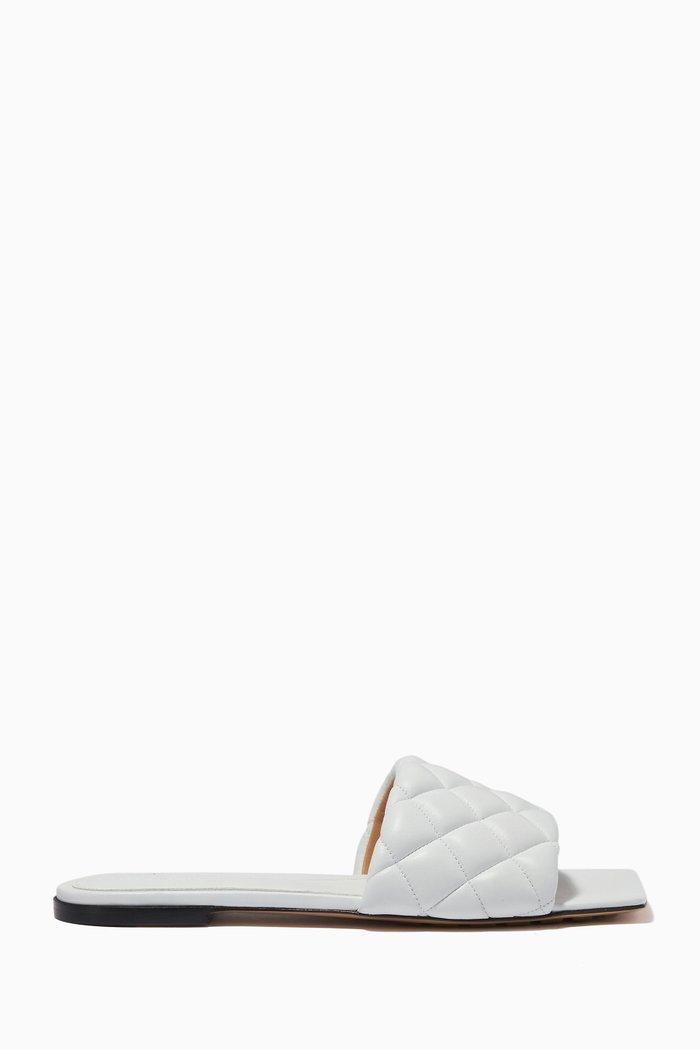 Flat Sandals in Intreccio Leather, White