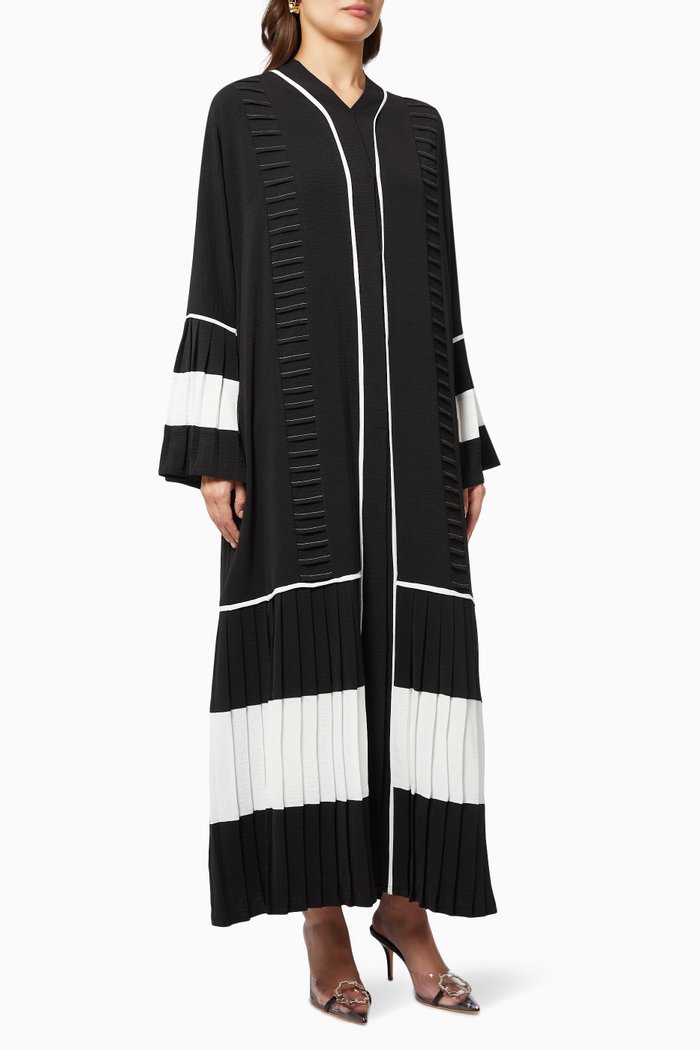 

Pleated Abaya, Black