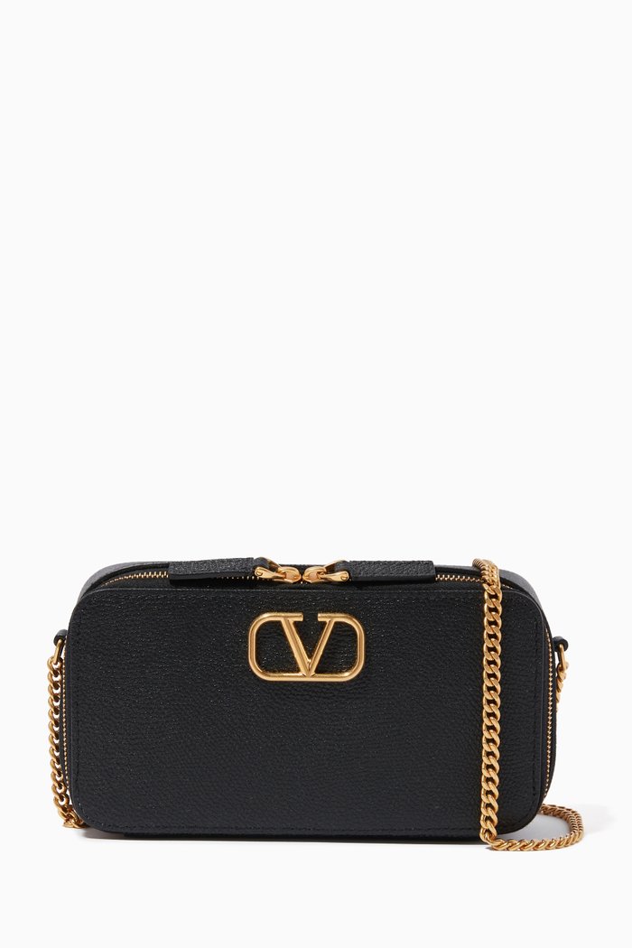

Valentino Garavani VLOGO Signature Wallet on Chain in Grainy Calfskin, Black