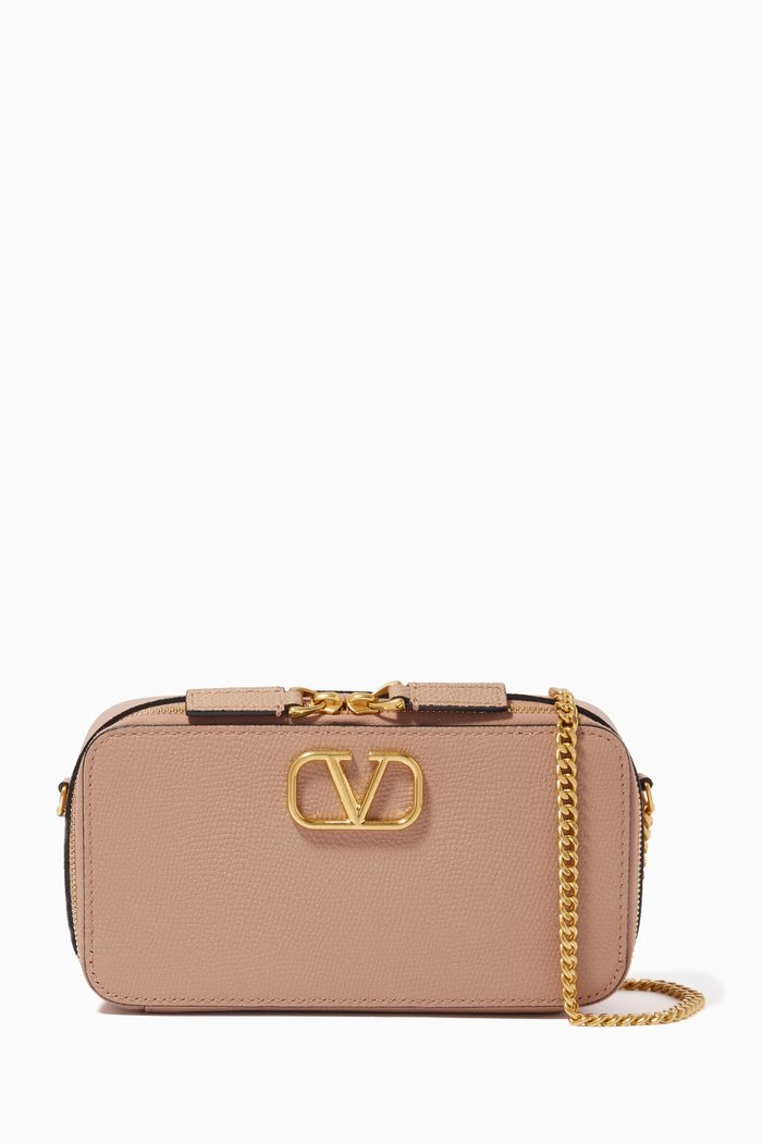 

Valentino Garavani VLOGO Signature Wallet on Chain in Grainy Calfskin, Pink