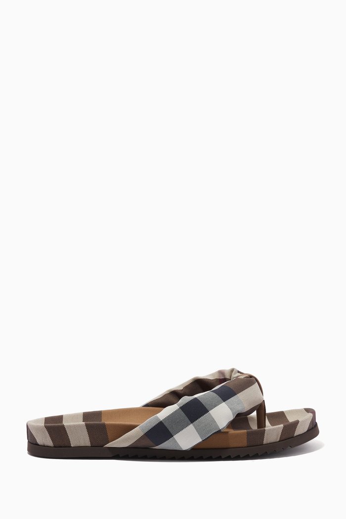

Ducannon Thong Sandals in Check Cotton, Brown