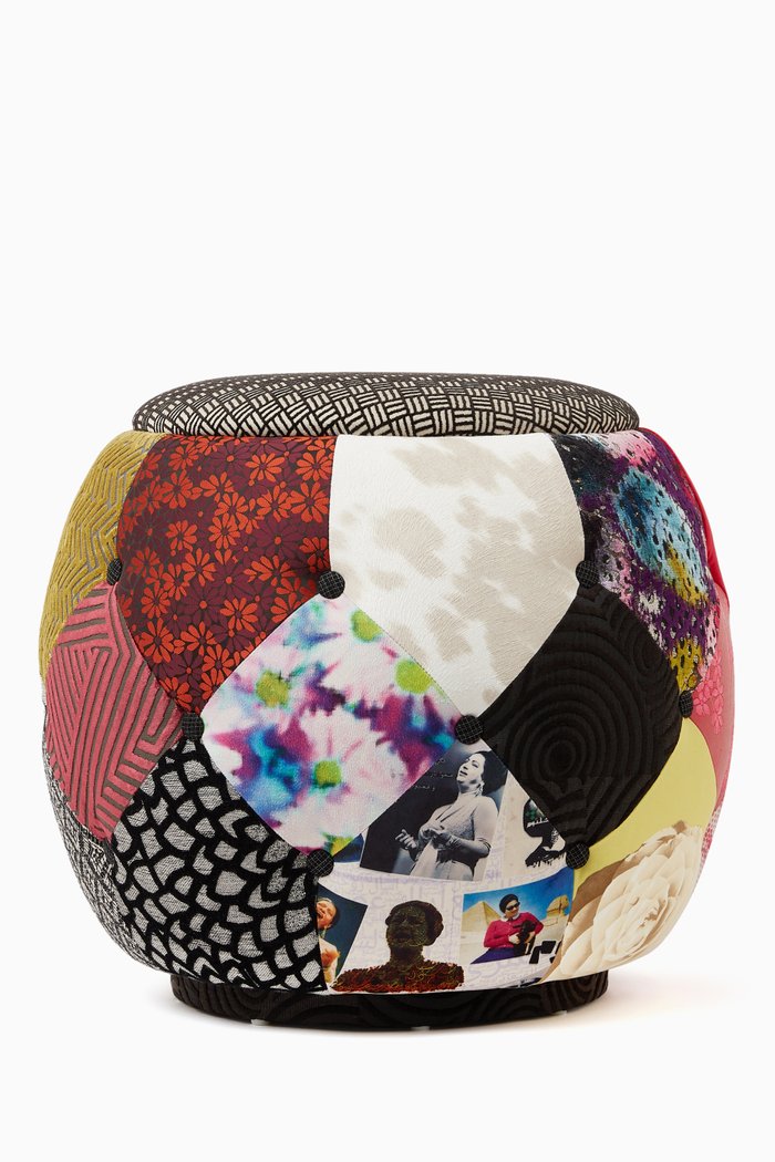 

Queen Chair, Multicolour