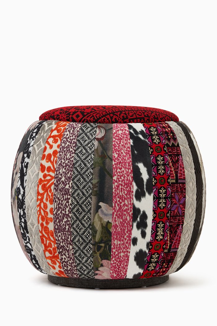 

Queen Pouf Chair, Multicolour