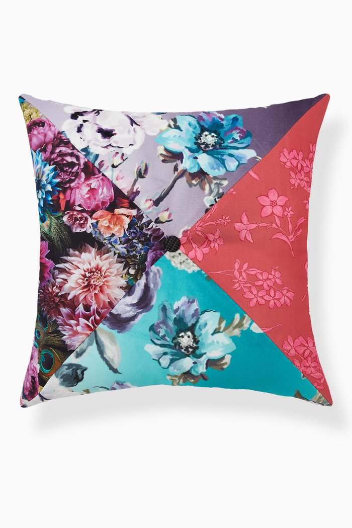 

Karen Cushion, 45 x 45, Multicolour