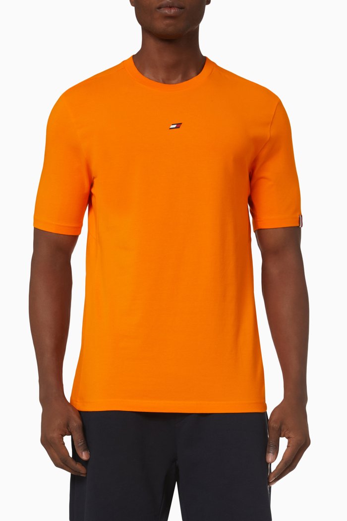 

Cool Essential Small Logo T-shirt in Organic Cotton, Orange
