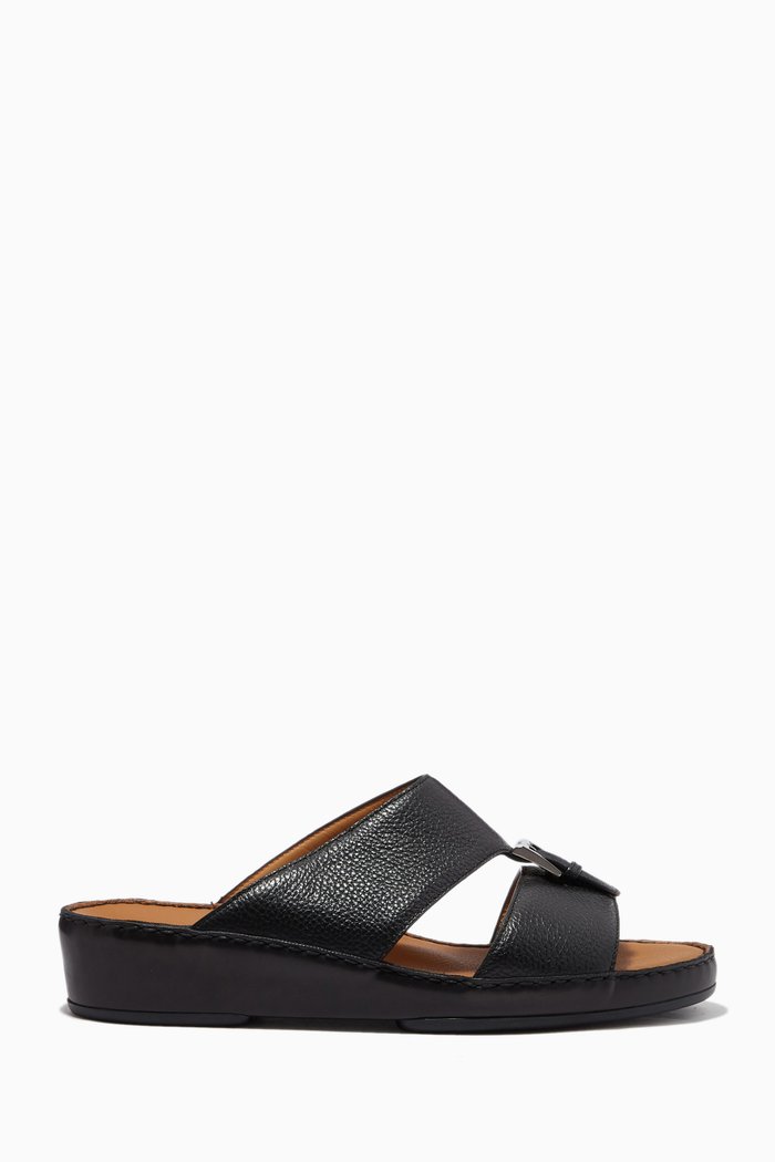

Handrix Sandals in Leather, Black