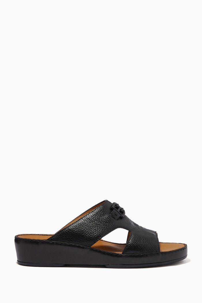 

Harames Sandals in Leather, Black