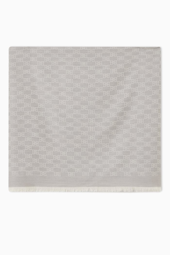 

Monogram Scarf in Silk, Grey