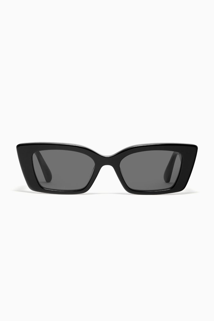 

Jennie La Peche 01 Sunglasses, Black