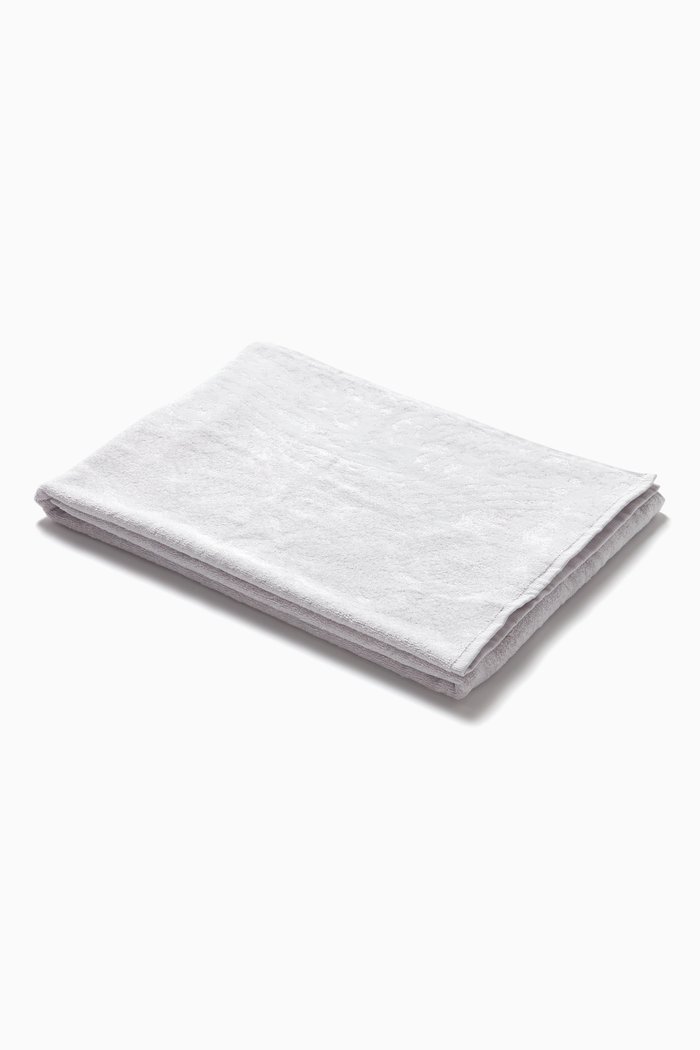 

Eamonn Towel, 70 x 140cm, Silver