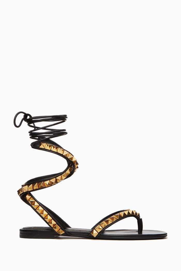 

Valentino Garavani Rockstud Thong Sandals in Nappa Leather, Black