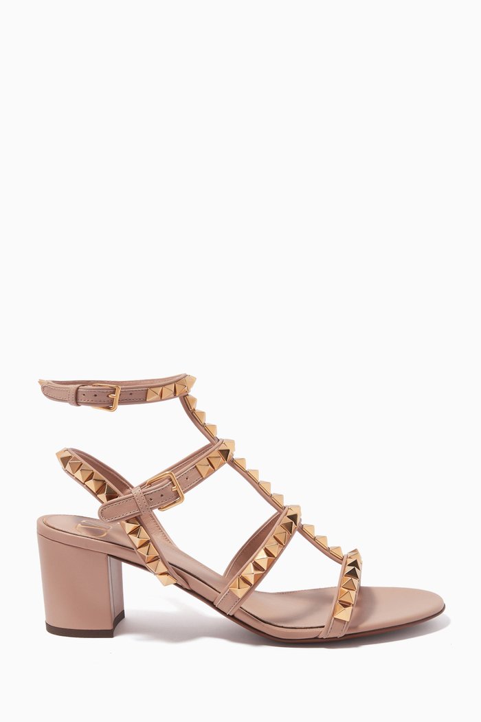 

Valentino Garavani Rockstud No Limit Sandals in Leather, Pink