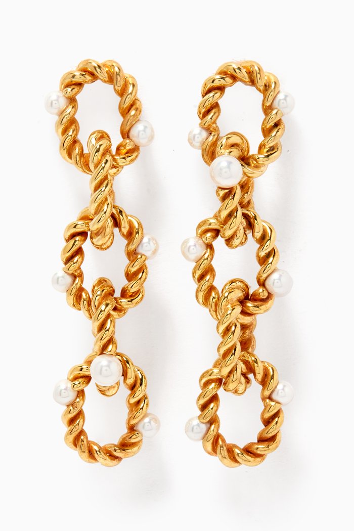 

Twisted Chain Link Pearl Earrings in 18kt Gold-plated Brass
