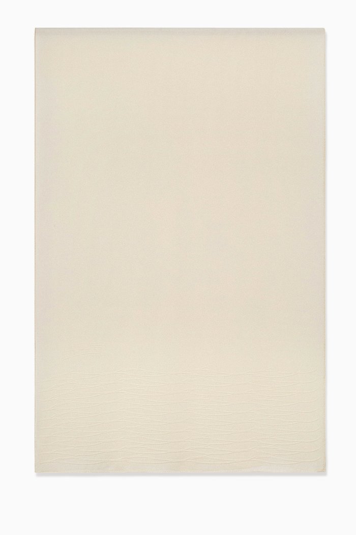 

Shayla in Silk, Neutral