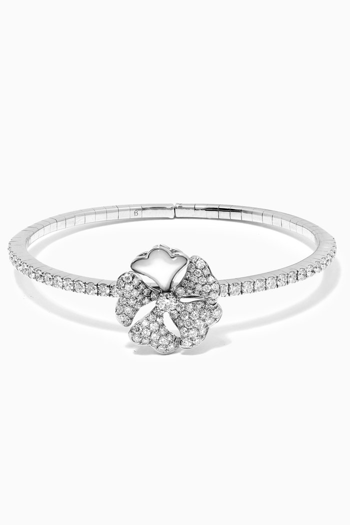

Bloom Solo Flower Mother of Pearl Diamond Bangle in 18kt White Gold
