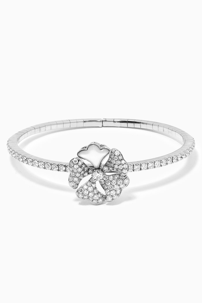 

Bloom Solo Flower Mother of Pearl Diamond Bangle in 18kt White Gold