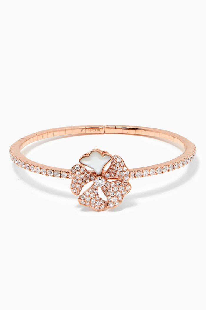 

Bloom Solo Flower Mother of Pearl Diamond Bangle in 18kt Rose Gold