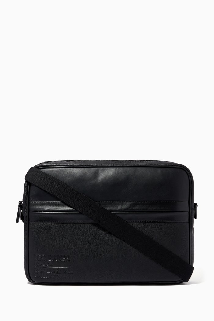 

Branded Messenger Bag in Leather, Black