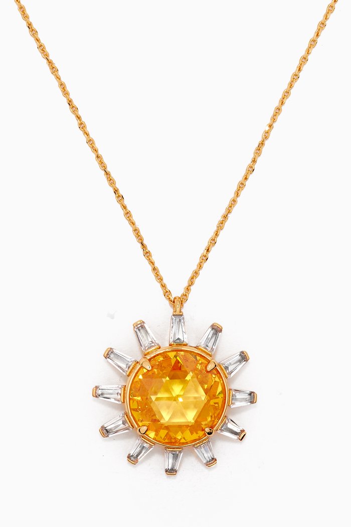 

Sunny Halo Pearl Pendant in Metal, Yellow