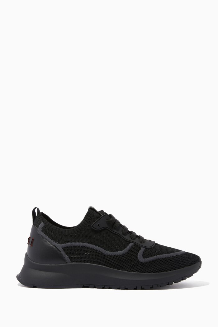 Davyn Sneakers in Mesh, Black