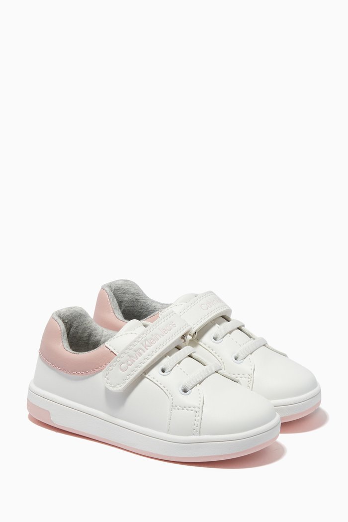 

Contrast Sole Sneakers in Faux Leather, White