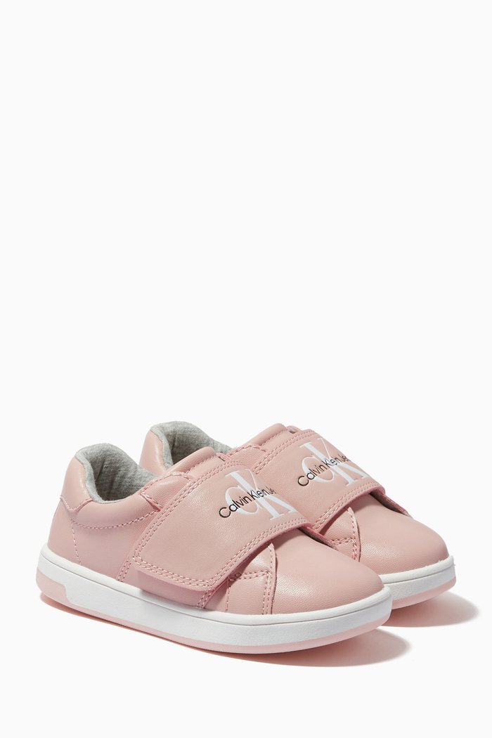 

Logo Strap Sneakers in Faux Leather, Pink