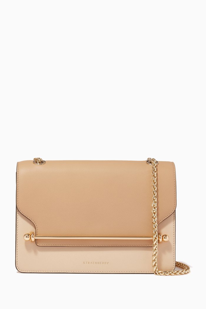 East West Small Shoulder Bag in Leather, Neutral