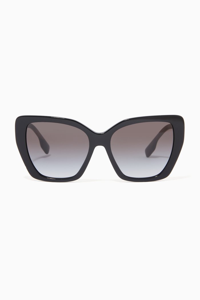 

Oversized Cat-eye Sunglasses in Acetate, Black